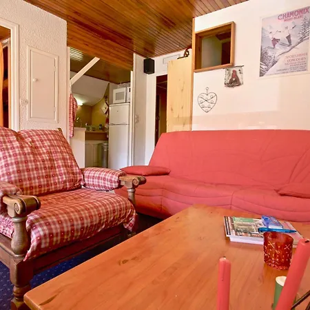 Au Pied Des Pistes Avec Parking Et Cuisine Equipee A - Fr-1-549-11