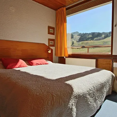 Au Pied Des Pistes Avec Parking Et Cuisine Equipee A - Fr-1-549-11 *